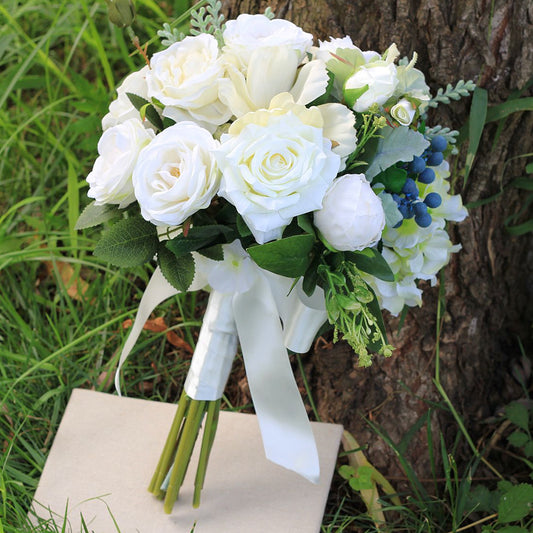 Rose Bouquet in White Sage