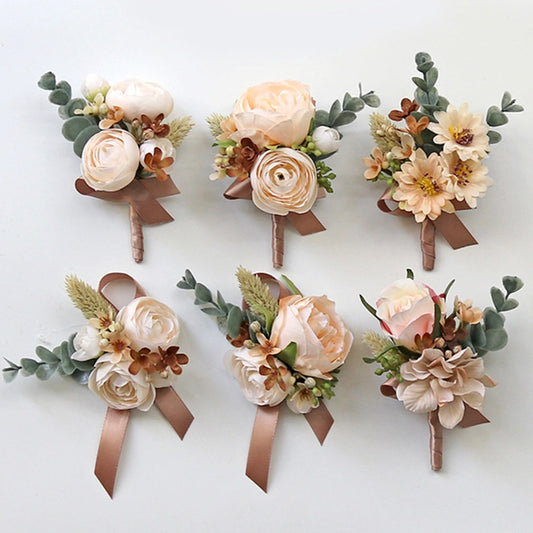 Boutonnieres in Mocha