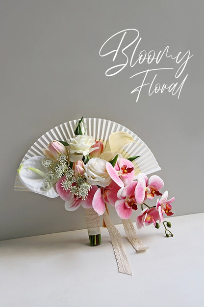 Orchid Folding Fan Bouquet in Pink & Cream