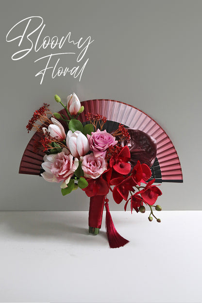 Orchid & Magnolia Folding Fan Bouquet in Red