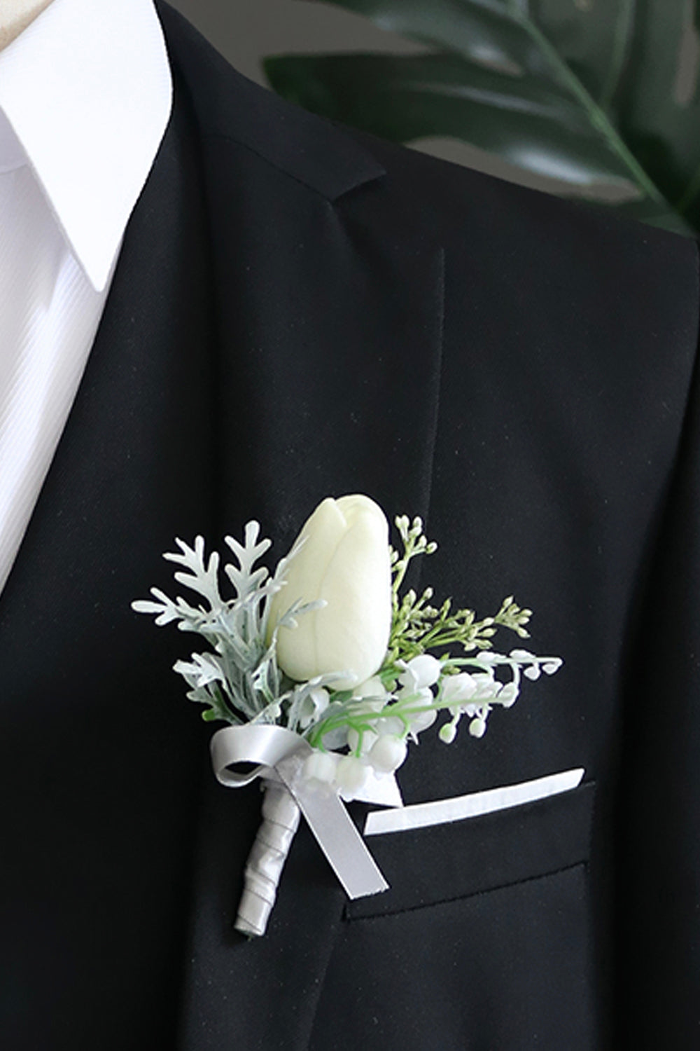 Boutonnieres in Silvery White