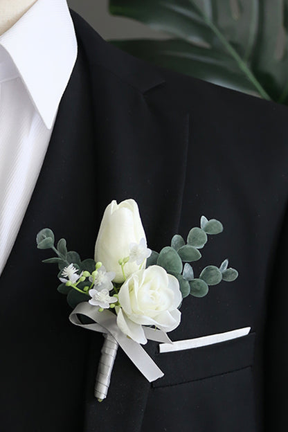 Boutonnieres in Silvery White